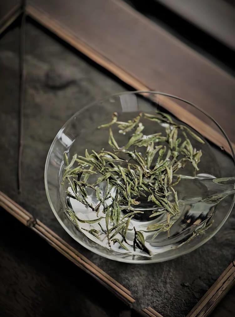 Airi Simple Glass Tea Bowl & Spoon Set