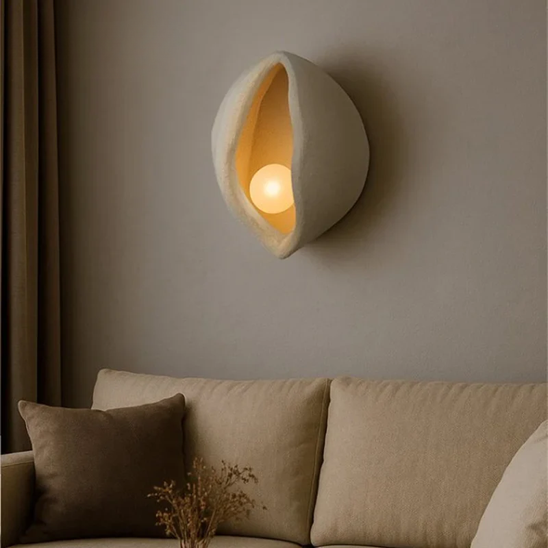 Minara Bedside Wall Lamp