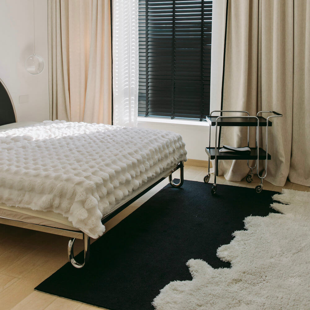 Riku Black and White Rug