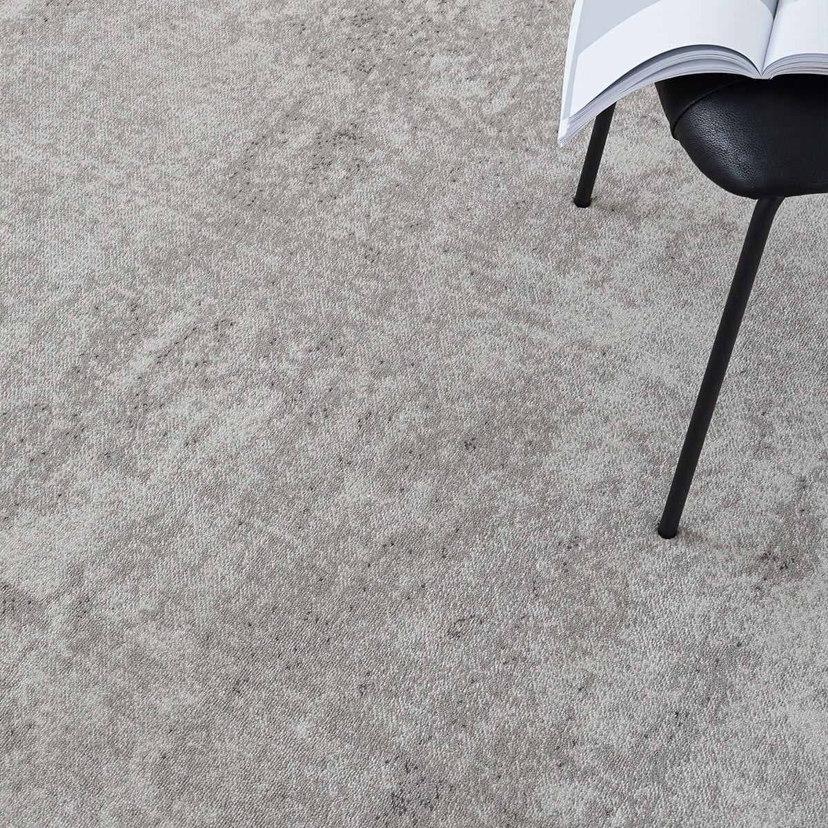 Komorebi Oval Rug