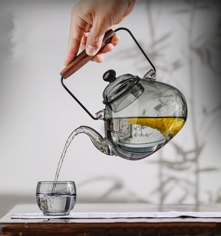 Haruto Smoky Tea Kettle & Cup