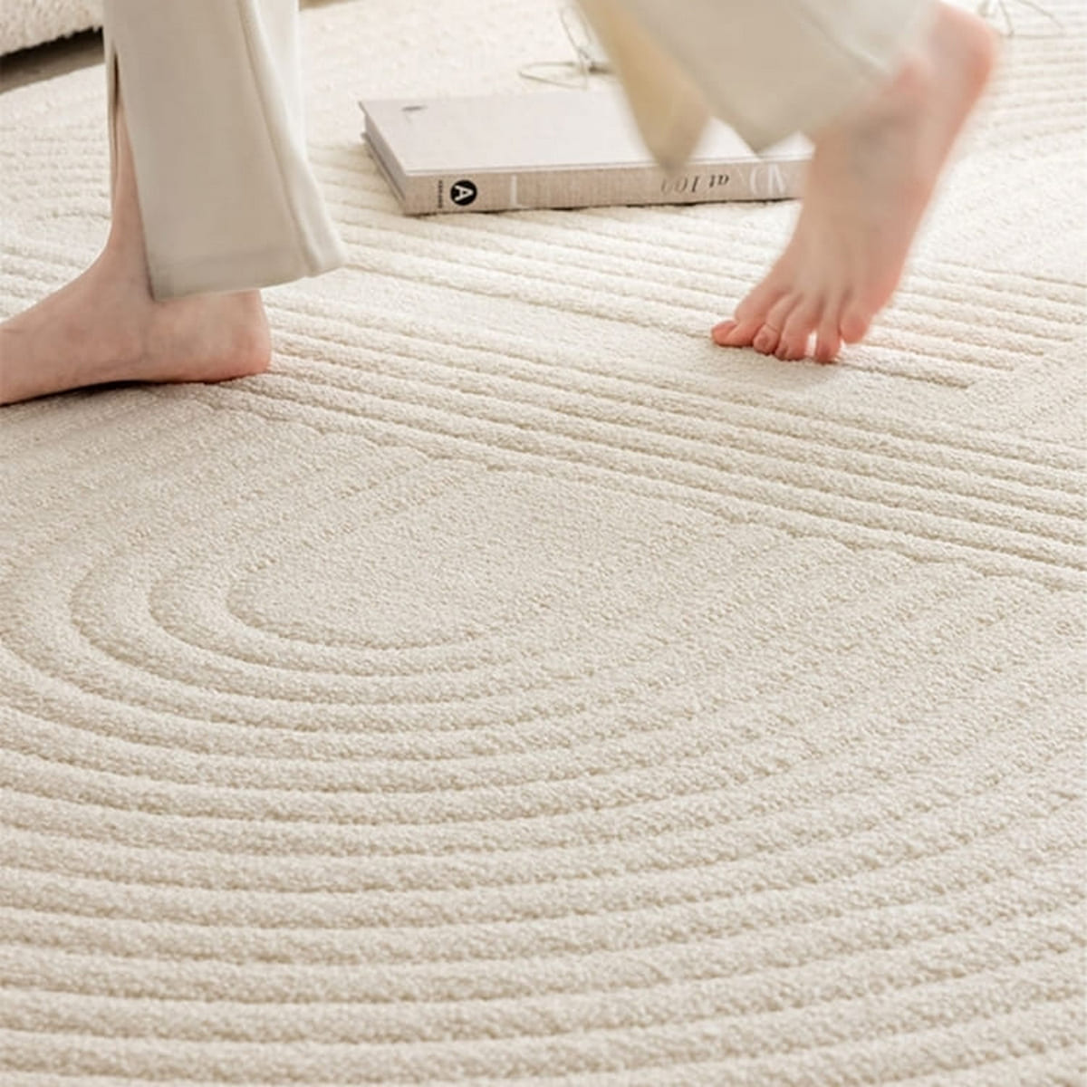 Riku Oval Area Rug