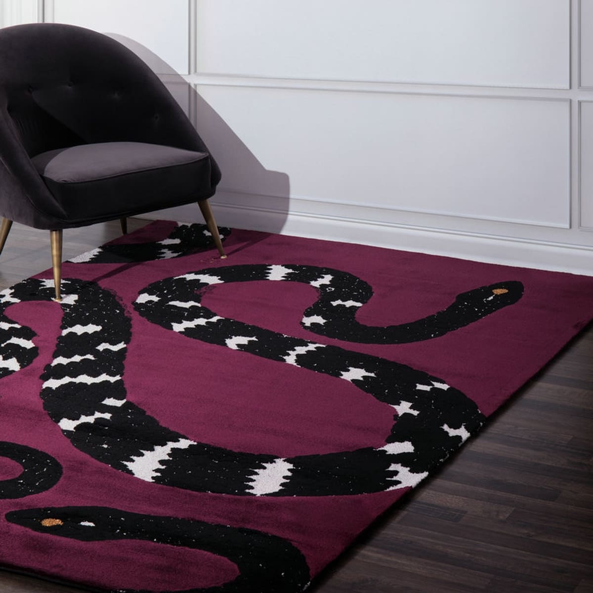 Shiro Snake Rug