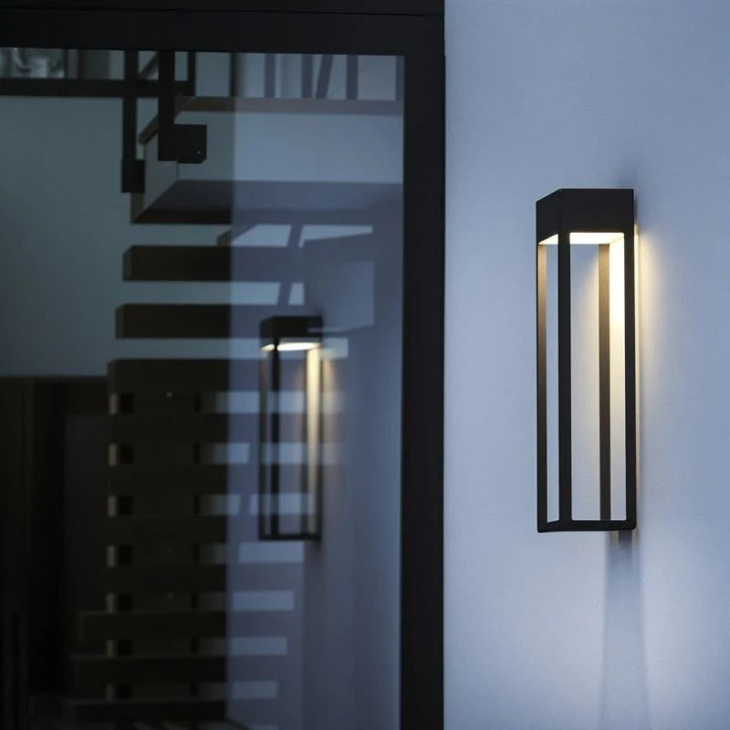 Virex Outdoor Wall Lamp