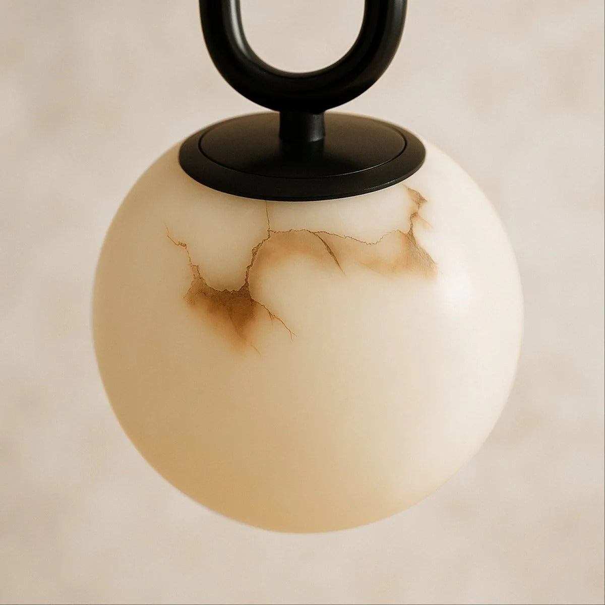 Luma Alabaster Pendant Light