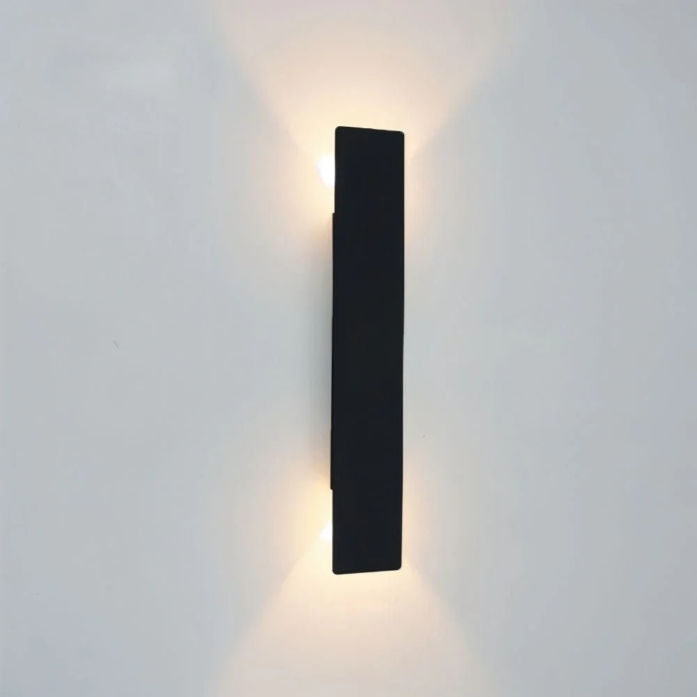 Aria Wall Lamp