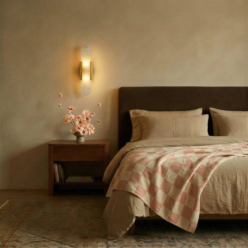 Toru alabaster wall light with visible stone veining pattern