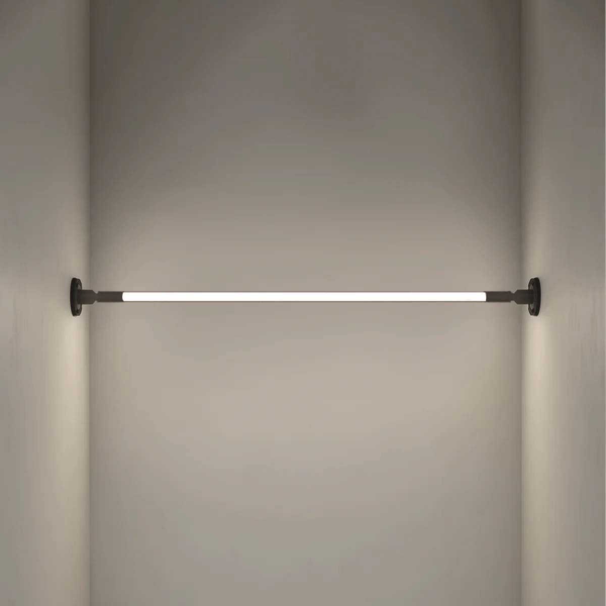 Auro Wall Lamp
