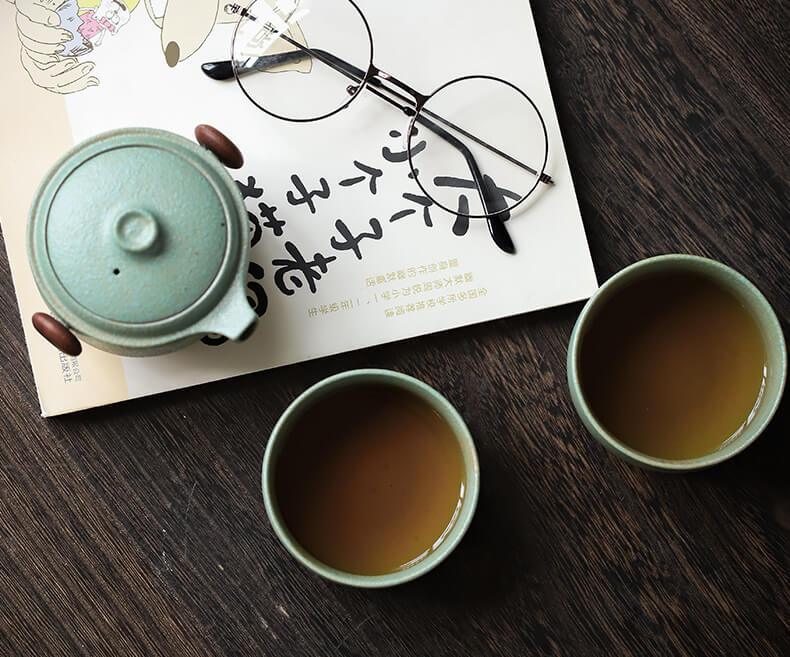 Reika Ceramic Travel Tea Set