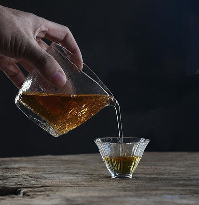 Ikuto Flower-shaped Glass Tea Cup Set