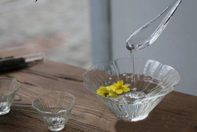 Akihiko Flower-shaped Glass Tea Bowl &amp; Spoon Set