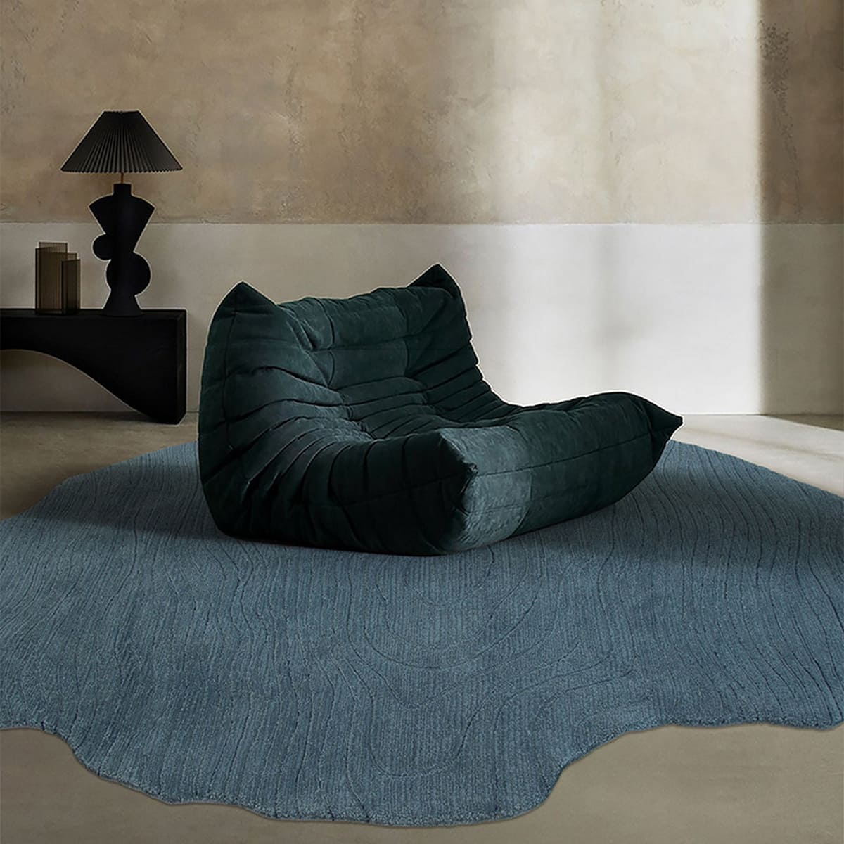 Kaoru Abstract Blue Rug