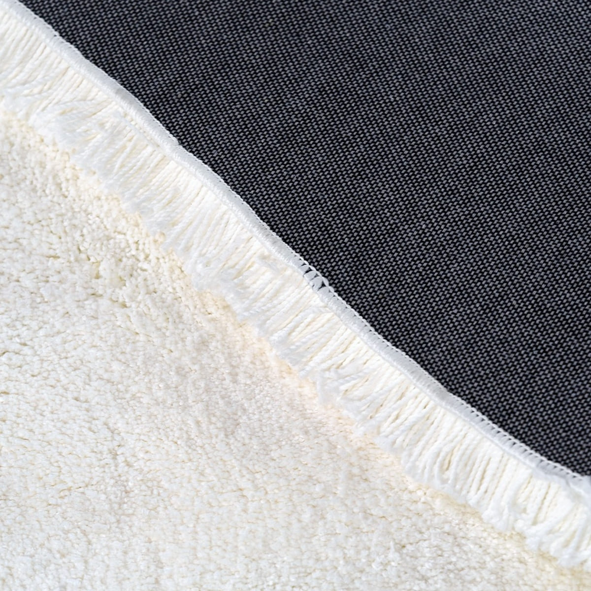 Tsubasa Irregular Rug
