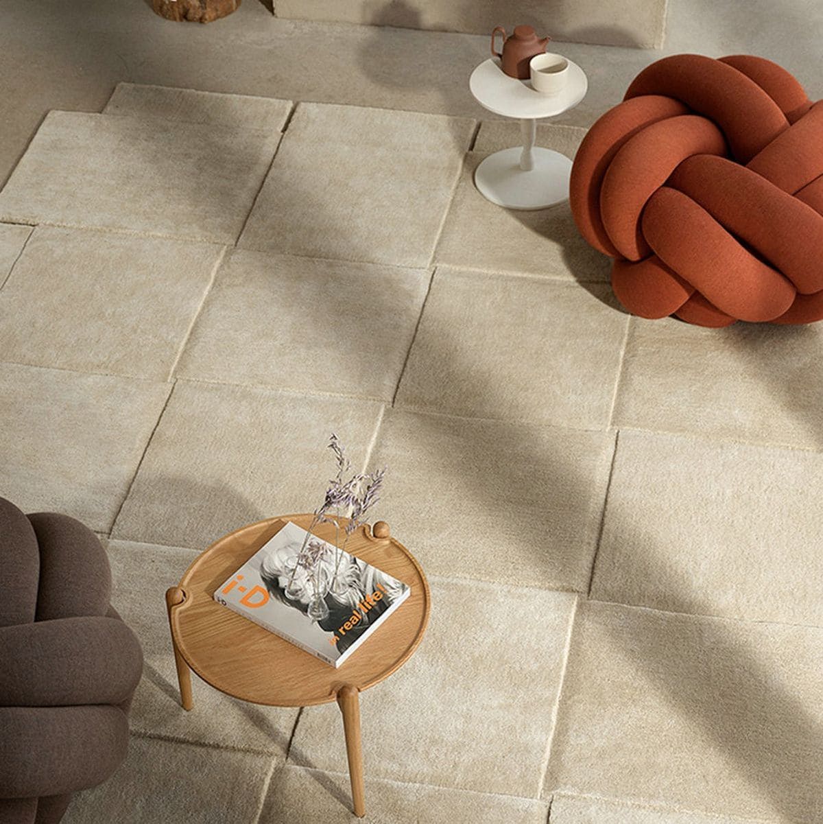 Akari Handcrafted Wool Rug