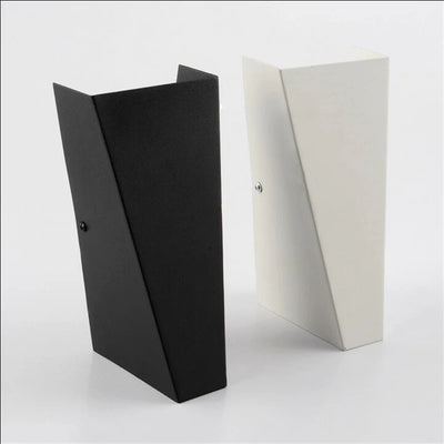 Haruto LED Wall Lamp