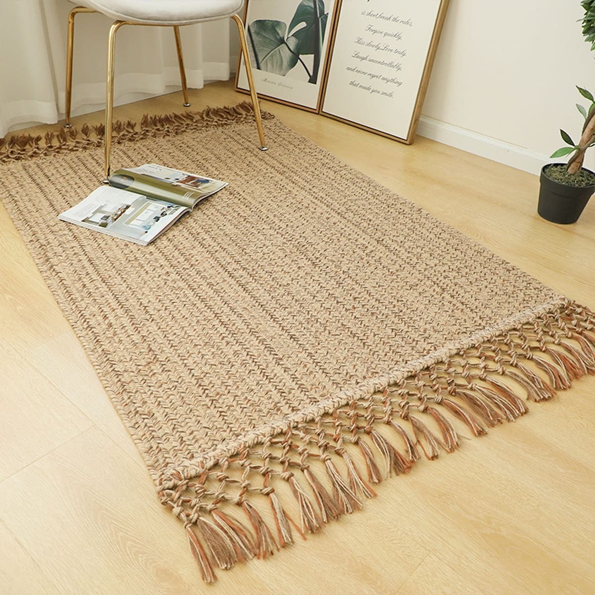 Hoshi Hand-Woven Jute Rug