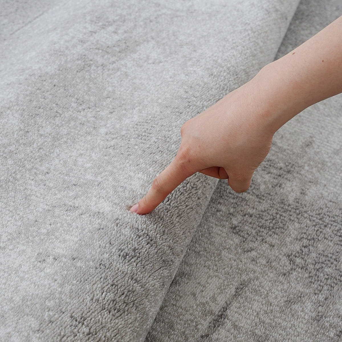Komorebi Oval Rug