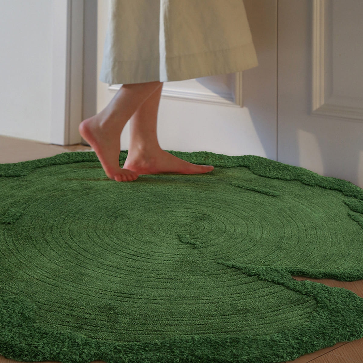 Raku Round Green Rug