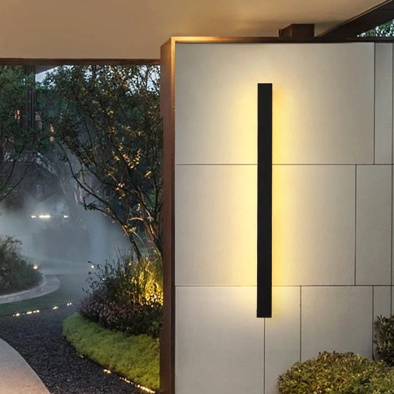 Aqualis Outdoor Wall Lamp