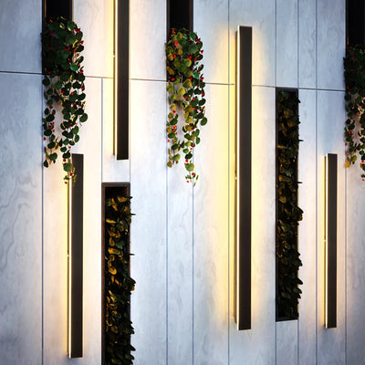 Aqualis Outdoor Wall Lamp