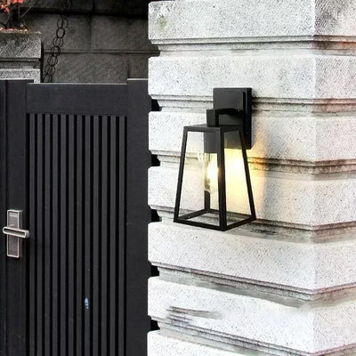 Outdoor European Style Wall Lamp