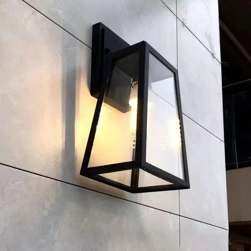 Outdoor European Style Wall Lamp