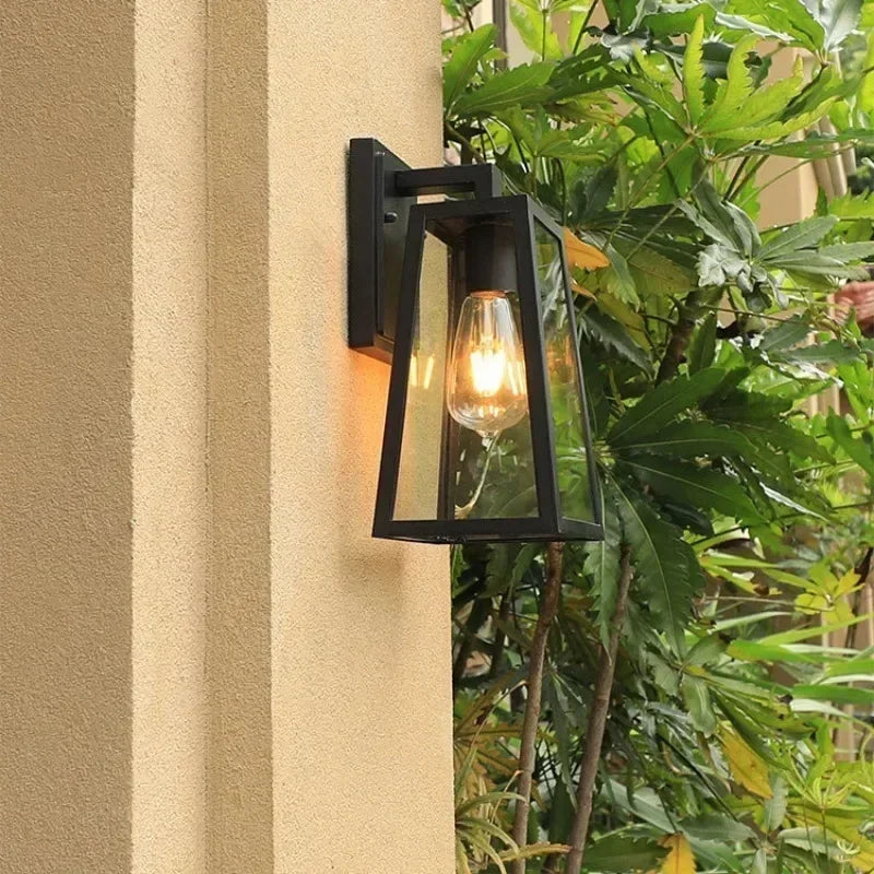 Outdoor European Style Wall Lamp