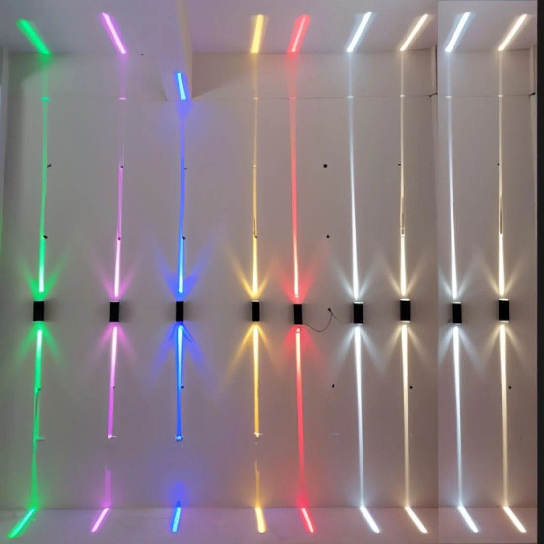 Zyron Outdoor Wall Lamp