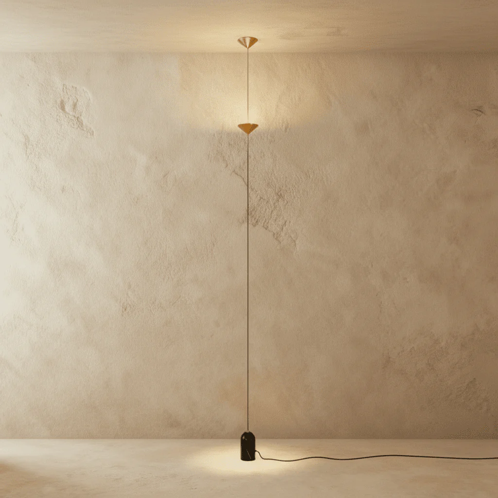 Tero Floor-to-Ceiling Lamp