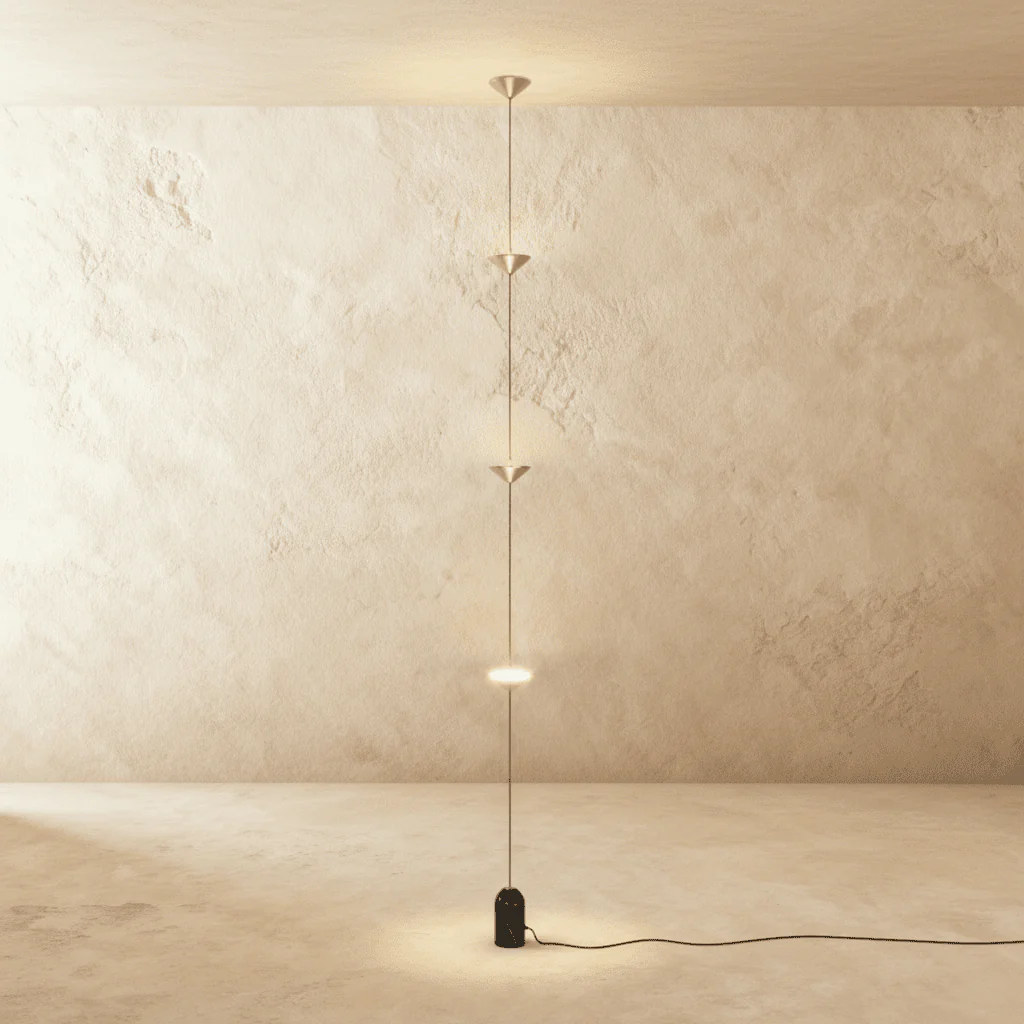 Tero Floor-to-Ceiling Lamp