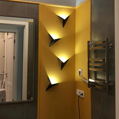 Ava Wall Lamp