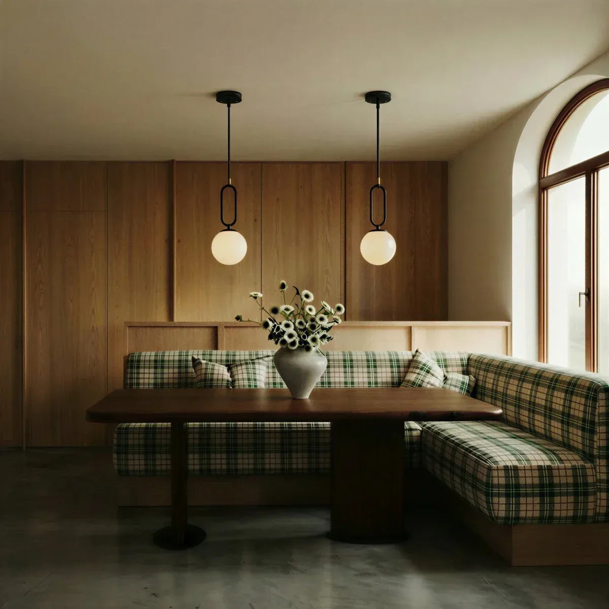 Luma Alabaster Pendant Light
