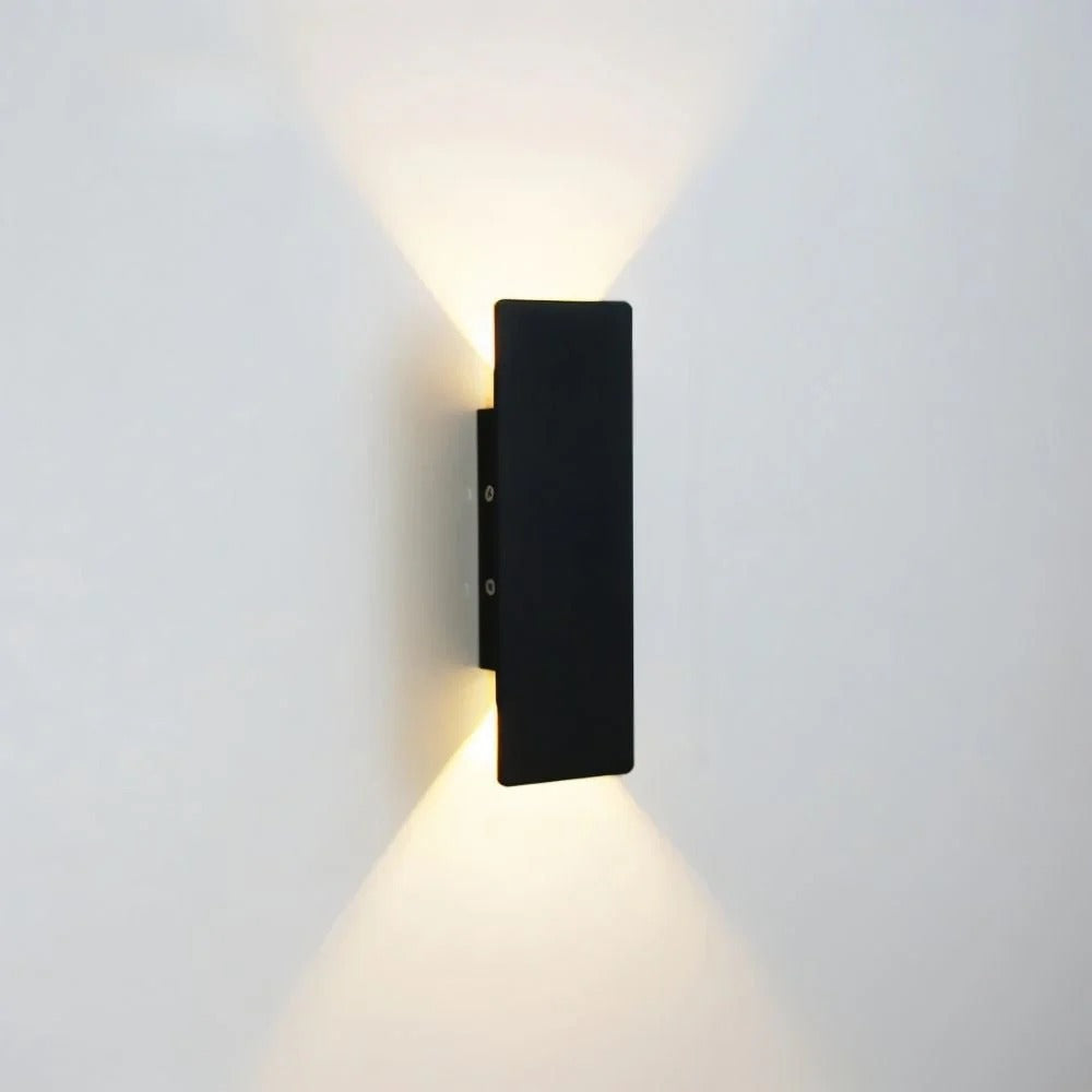 Aria Wall Lamp