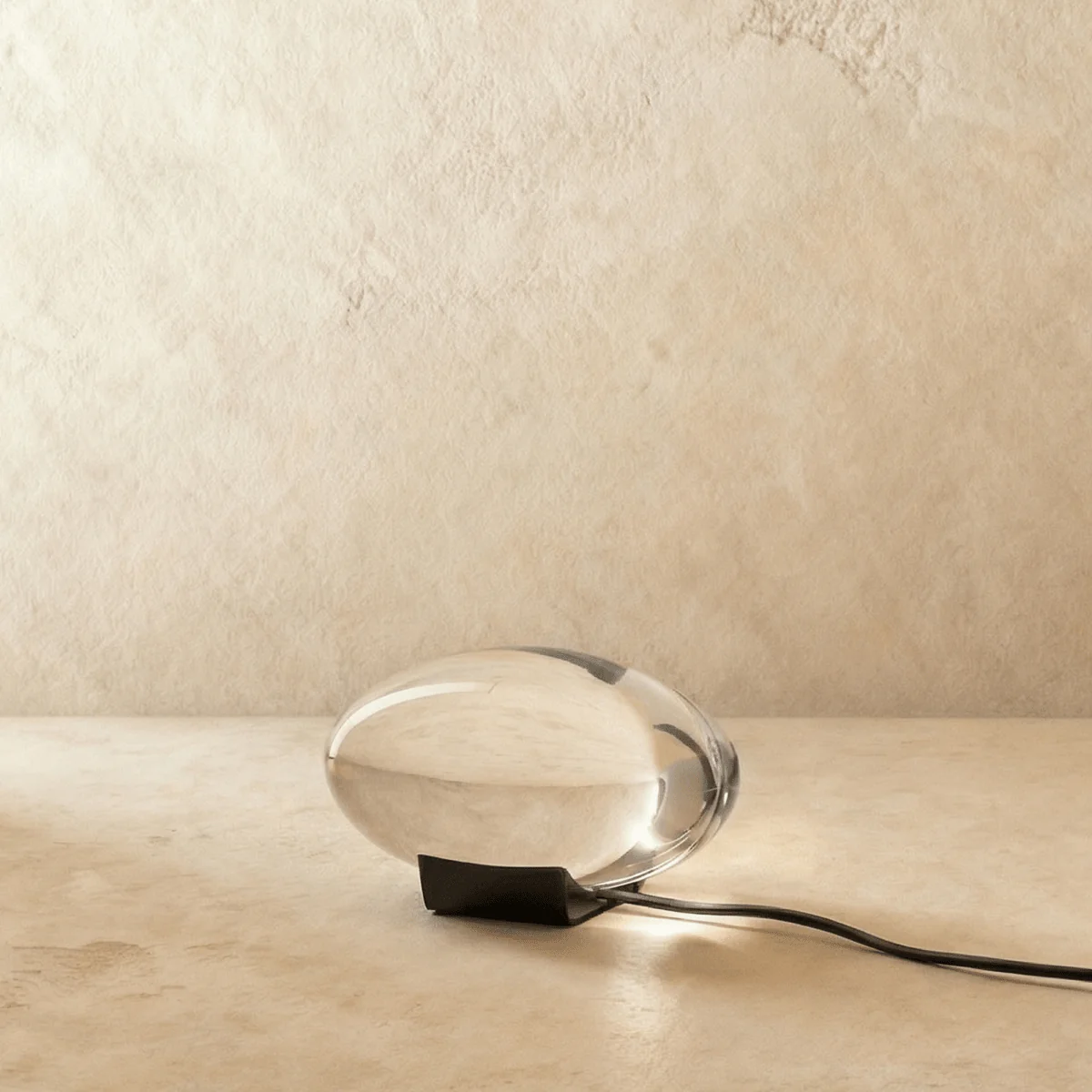 Lume prism table lamp transparent glass structure