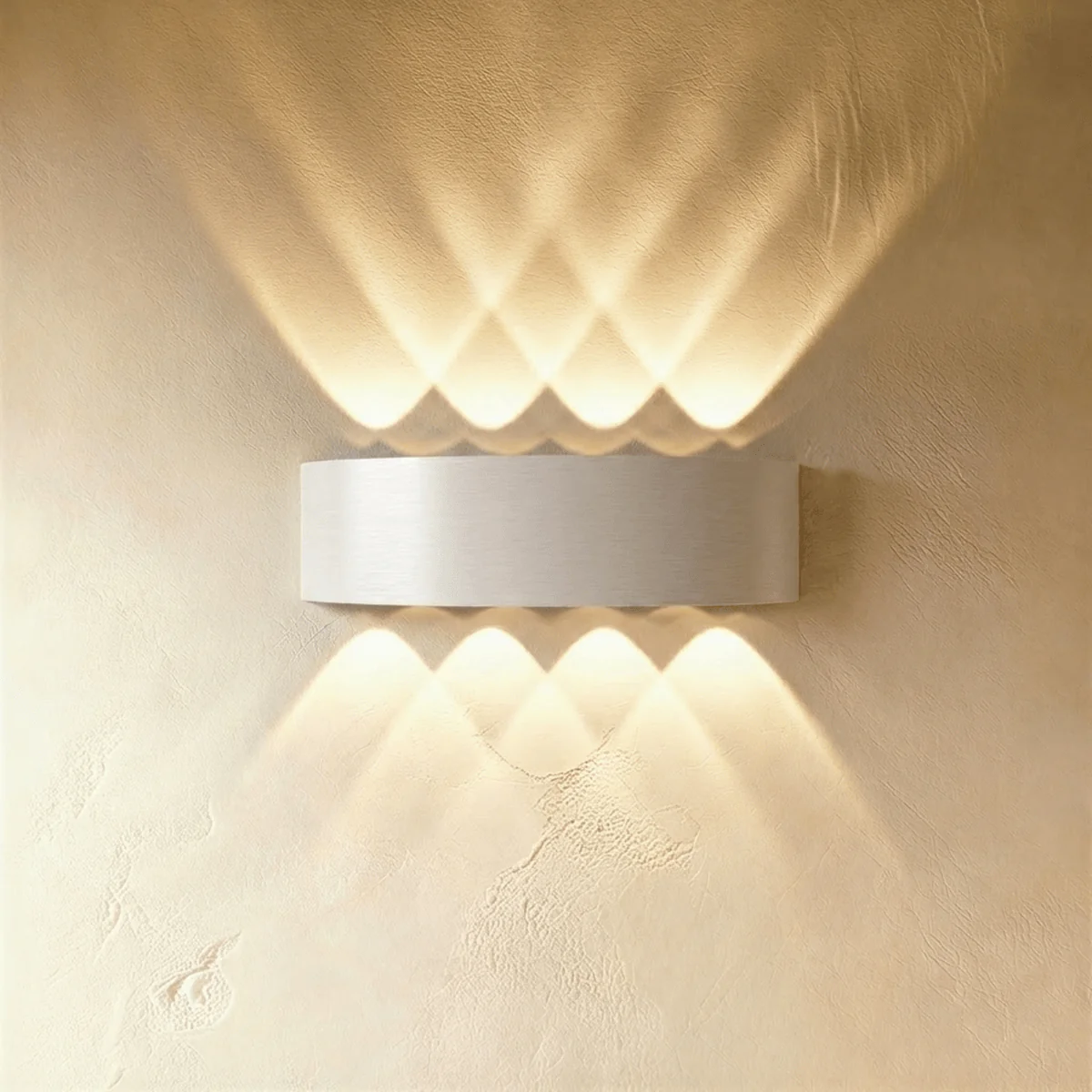 Vanta Wall Lamp