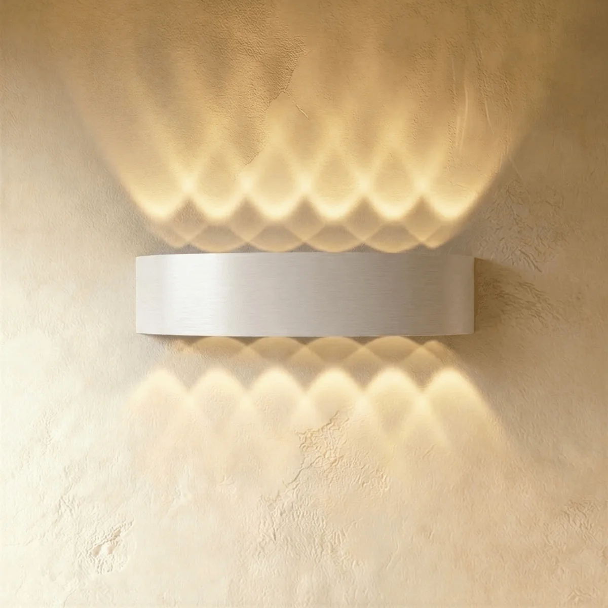 Vanta Wall Lamp