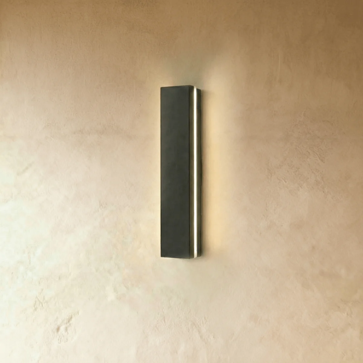 Vero LED wall lamp aluminum frame detail