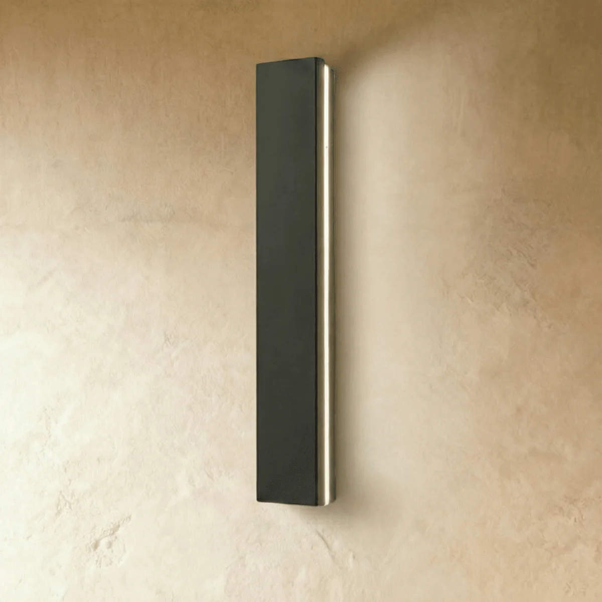 Vero Outdoor LED Wall Lamp