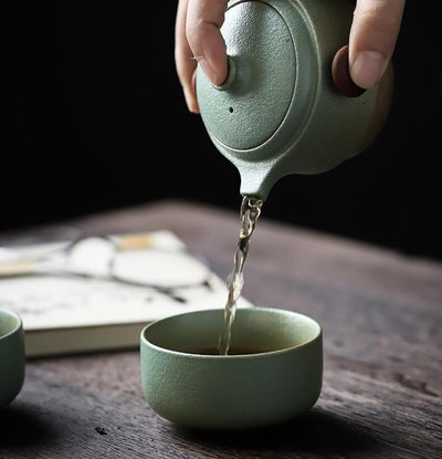 Reika Ceramic Travel Tea Set